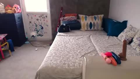 AlesyadollBlonde online show from November 21, 2025, 7:29 am