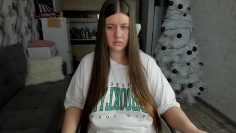 Aletta Oushen online show from December 22, 2025, 9:06 am