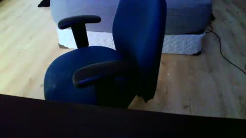 alex42696969 online show from September 12, 2025, 4:12 am