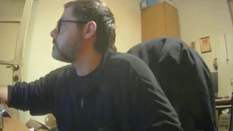 alex81pv1981 online show from February 4, 2025, 5:23 pm