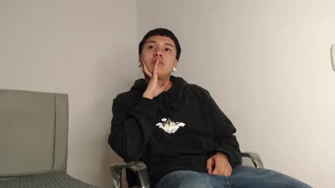 Owen online show from April 1, 2026, 4:13 am