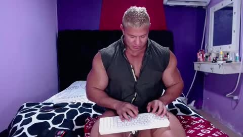 perseuz online show from February 10, 2026, 10:58 pm