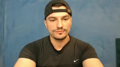 Snapshot of alex_blu chatting on April 17, 2026, 4:54 pm Alex online show from April 17, 2026, 4:54 pm