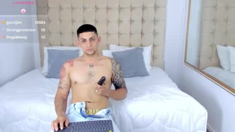 alex online show from November 14, 2025, 3:11 pm