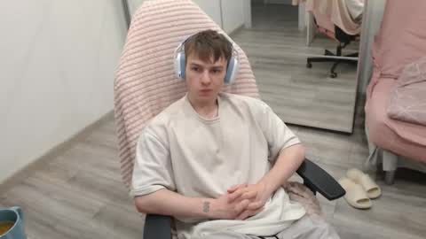 Alex online show from September 22, 2025, 10:23 pm