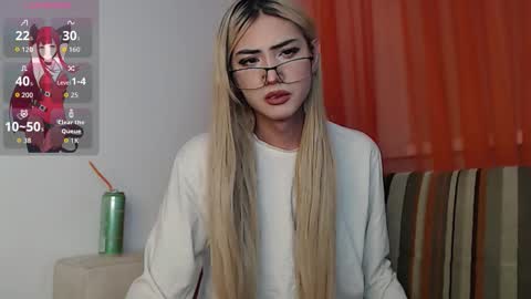 Snapshot of alex_lsf chatting on October 2, 2025, 7:43 pm CorneliaLia inst  online show from October 2, 2025, 7:43 pm