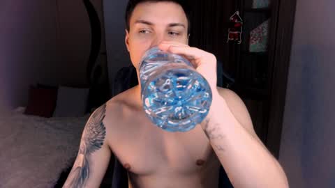 alex_milson online show from December 20, 2024, 2:08 am