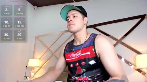 Snapshot of alex_pierce_ chatting on February 23, 2026, 7:33 pm Alex online show from February 23, 2026, 7:33 pm