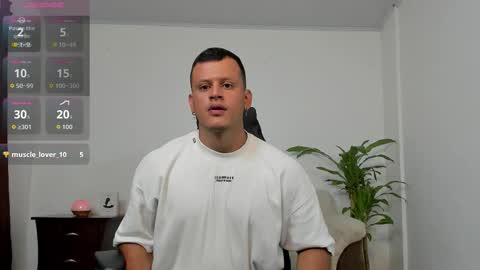 Snapshot of alex_tower chatting on October 21, 2025, 7:47 pm Alex Towers online show from October 21, 2025, 7:47 pm