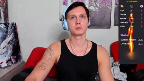 Alex WandHot online show from October 23, 2025, 6:39 pm