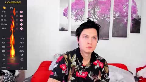 Alex WandHot online show from November 5, 2025, 3:06 am