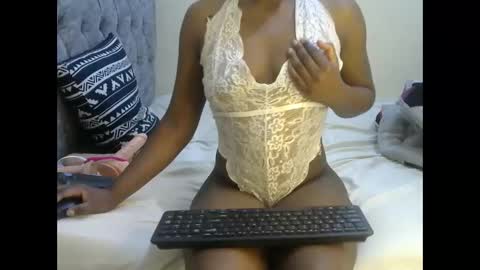 alexa_3909 online show from September 21, 2025, 12:34 am