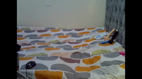 alexa_3909 online show from April 18, 2026, 10:32 pm