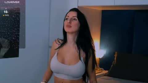 Alexa  online show from May 4, 2026, 9:05 am