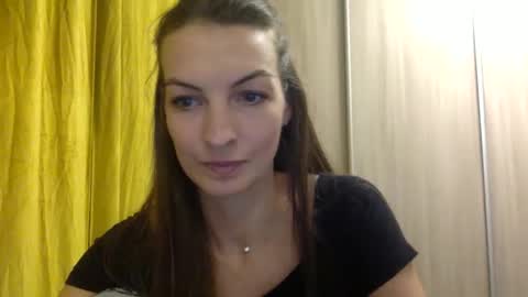 alexa_dreaam online show from September 28, 2025, 8:03 pm