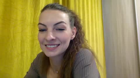 alexa_dreaam online show from October 14, 2025, 5:03 pm