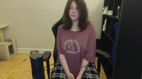 dont be afraid to click social media link its  working  just click on that  online show from February 4, 2025, 2:39 am