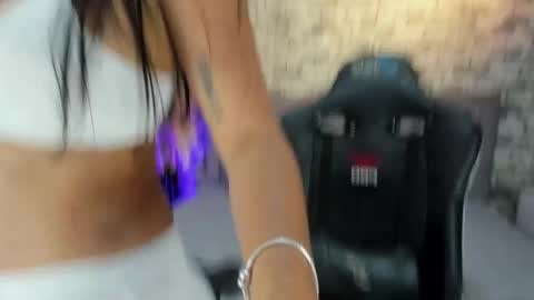 alexa_foxx27 online show from February 4, 2025, 7:22 pm