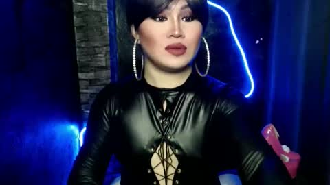 alexa_hansung online show from October 11, 2025, 11:53 am