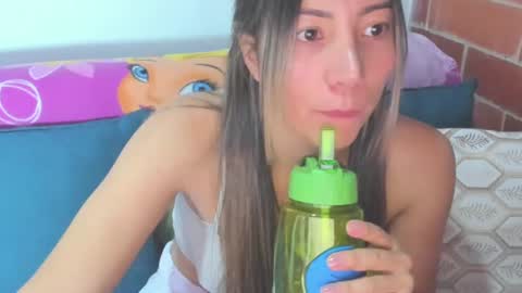 alexa latina online show from March 12, 2025, 8:20 pm