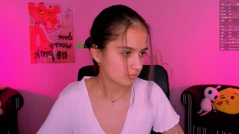 Snapshot of alexa_night_ chatting on November 21, 2025, 2:05 pm alexa_night_ online show from November 21, 2025, 2:05 pm