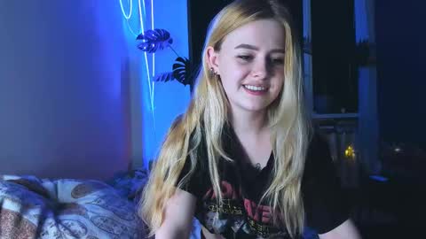 alexa_pirs online show from February 18, 2025, 11:30 pm