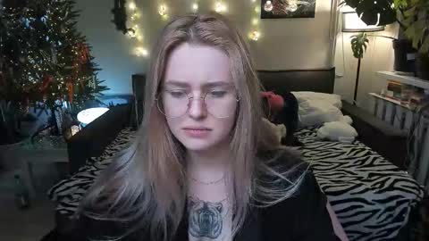 alexa_pirs online show from January 10, 2026, 3:03 pm