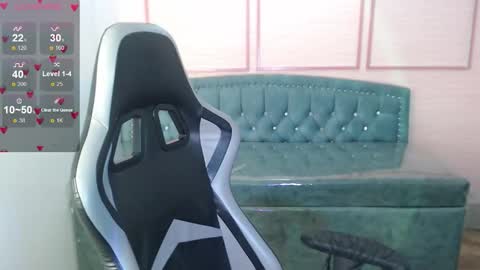 Alexandra online show from November 5, 2025, 12:38 pm