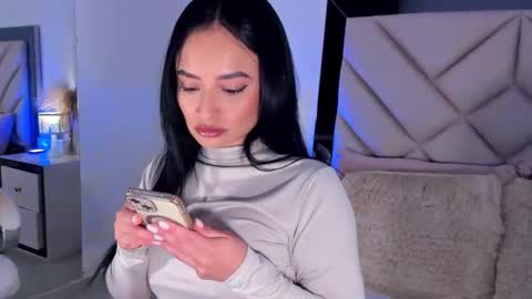 alexa_tobar online show from May 20, 2026, 10:16 pm