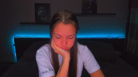 angel online show from December 17, 2025, 12:27 am