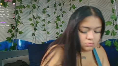 alexacherry12 online show from April 1, 2026, 11:33 am