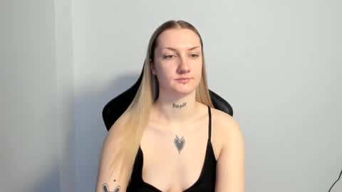 Snapshot of alexafragile chatting on March 26, 2026, 1:06 pm Alexa online show from March 26, 2026, 1:06 pm