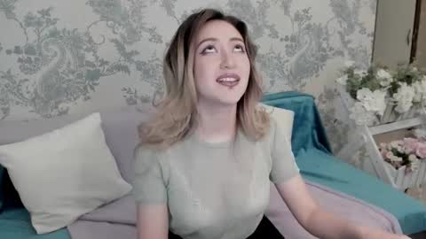 AlexaJang online show from March 8, 2025, 4:56 am