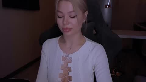 Alexa Mason online show from November 22, 2025, 2:54 am