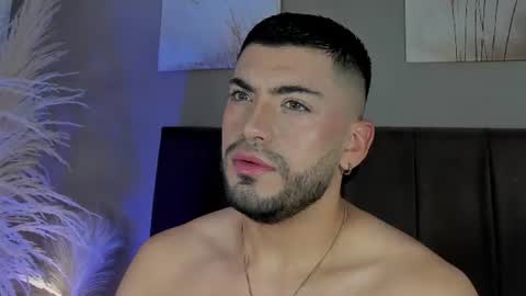 Snapshot of alexander_diiaz chatting on June 29, 2026, 12:49 pm Alexander Diaz online show from June 29, 2026, 12:49 pm