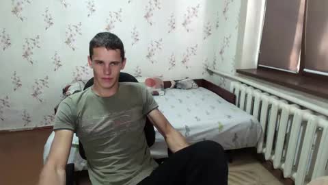 Snapshot of alexanderstrongs chatting on September 22, 2025, 6:15 am alexanderstrongs online show from September 22, 2025, 6:15 am