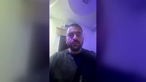 Snapshot of alexanderxxx97 chatting on March 19, 2026, 12:03 am alexanderxxx97 online show from March 19, 2026, 12:03 am