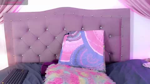 Snapshot of alexandra_evanz chatting on December 13, 2024, 1:01 pm Alexandra Spellman online show from December 13, 2024, 1:01 pm