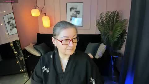 Snapshot of alexandra_kind chatting on March 14, 2026, 1:38 pm Alexandra online show from March 14, 2026, 1:38 pm