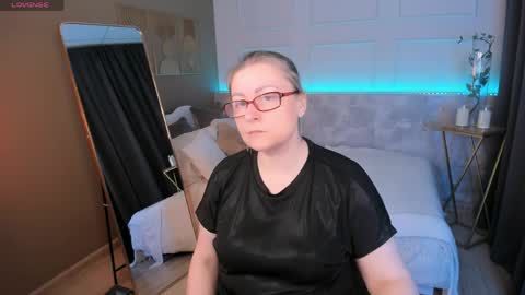 Snapshot of alexandra_kind chatting on March 29, 2026, 8:31 pm Alexandra online show from March 29, 2026, 8:31 pm
