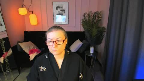 Snapshot of alexandra_kind chatting on April 5, 2026, 8:39 pm Alexandra online show from April 5, 2026, 8:39 pm
