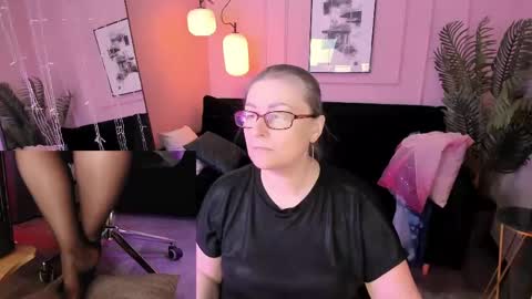 Snapshot of alexandra_kind chatting on April 25, 2026, 8:50 pm Alexandra online show from April 25, 2026, 8:50 pm