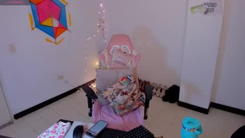 Alexandra Independent model online show from February 18, 2026, 2:51 am