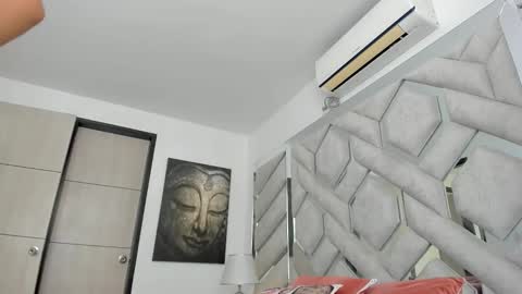 Snapshot of alexandra_wonder69x chatting on April 28, 2026, 2:44 pm Alexandra ig alexandraax09 online show from April 28, 2026, 2:44 pm