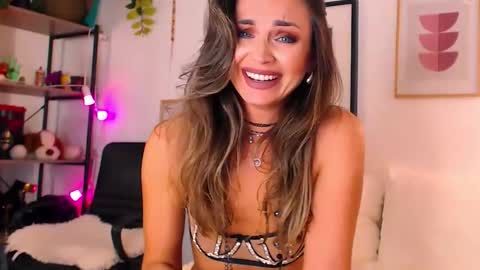 Snapshot of alexandrawooow chatting on March 24, 2026, 7:41 pm alexandrawooow online show from March 24, 2026, 7:41 pm