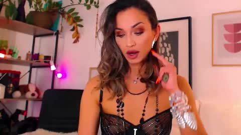 Snapshot of alexandrawooow chatting on April 23, 2026, 11:31 am alexandrawooow online show from April 23, 2026, 11:31 am