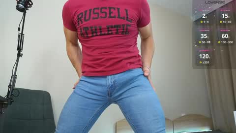 alexandrblatenn online show from April 12, 2026, 3:55 am