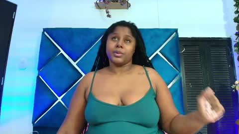 Snapshot of alexarousse4u chatting on May 16, 2026, 10:52 pm Alexa online show from May 16, 2026, 10:52 pm