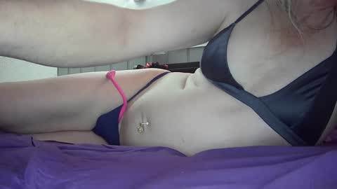 alexass online show from December 18, 2024, 10:46 pm