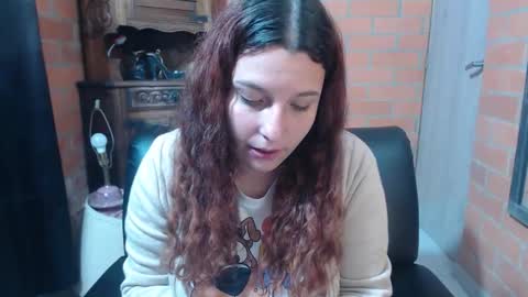 Snapshot of alexatai chatting on December 15, 2025, 12:04 am alexatai online show from December 15, 2025, 12:04 am
